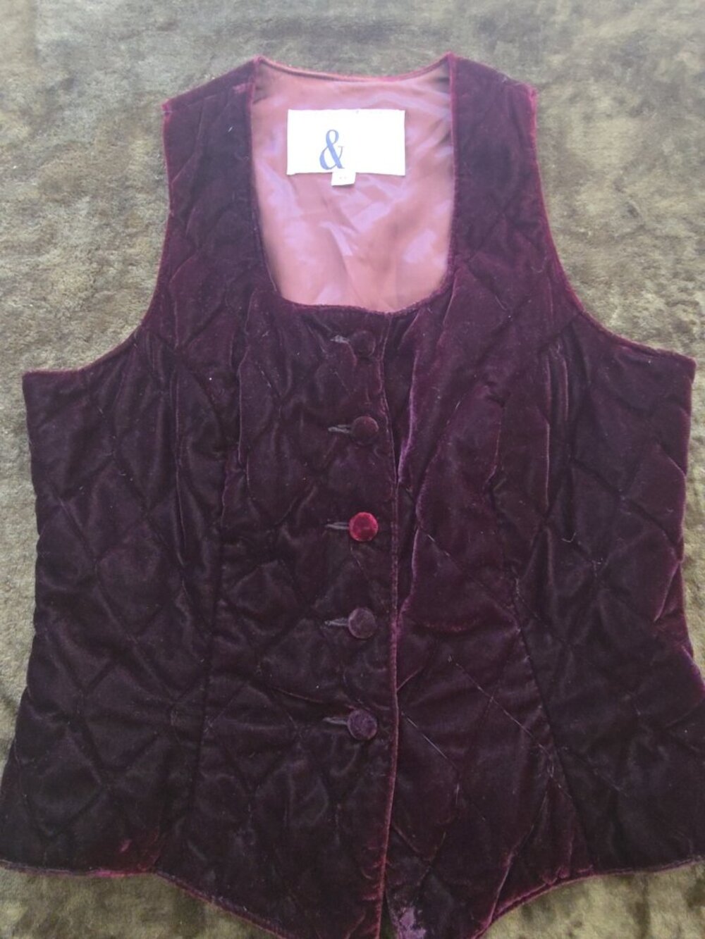 81st & Park Quilted Velvet Vest Womens M Burgundy Button Front
